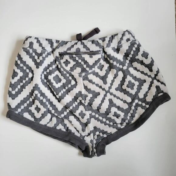 Free People Movement Where the Wind Blows French Terry Shorts Women Medium - Picture 5 of 12